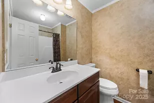 2624 Castlewood Dr, Gastonia, NC 28056 - Photo 13