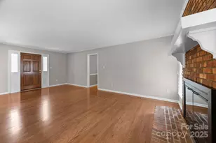 2624 Castlewood Dr, Gastonia, NC 28056 - Photo 11