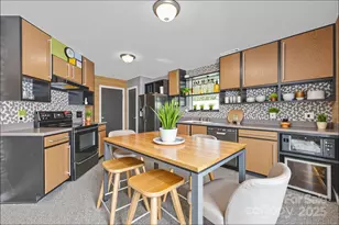 4324 Eaves Ln, Charlotte, NC 28215 - Photo 3