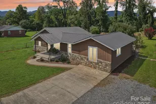 55 Polk St, Waynesville, NC 28786 - Photo 7