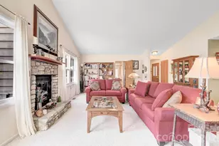 75 S Black Oak Dr, Asheville, NC 28804 - Photo 15