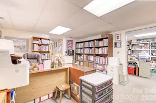 75 S Black Oak Dr, Asheville, NC 28804 - Photo 37