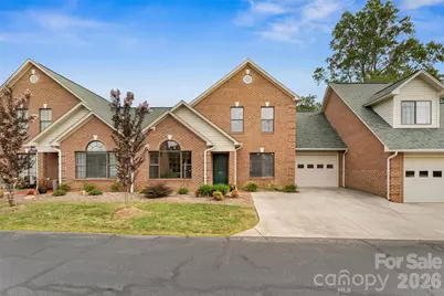 1635 20th Avenue Court NE, Hickory, NC 28601 - Photo 1