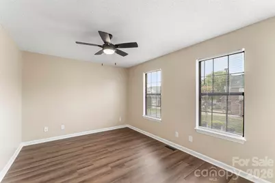 1635 20th Avenue Court NE, Hickory, NC 28601 - Photo 9