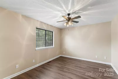 1635 20th Avenue Court NE, Hickory, NC 28601 - Photo 17