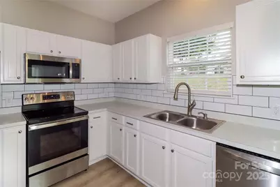 915 Harbour View Cove NE, Kannapolis, NC 28083 - Photo 15