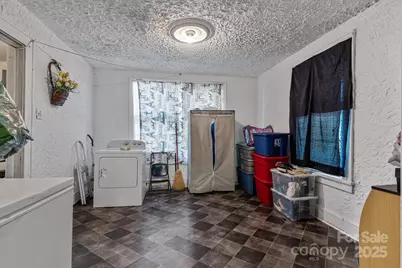 114 Norwood Drive, Charlotte, NC 28208 - Photo 7