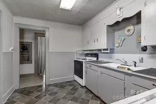 114 Norwood Dr, Charlotte, NC 28208 - Photo 9