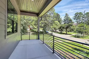 2209 Norcross Pl, Charlotte, NC 28205 - Photo 5