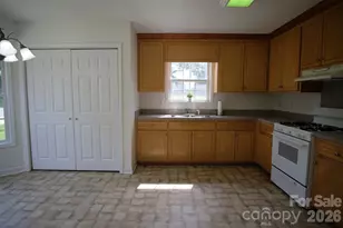 318 Huffman Rd, Gastonia, NC 28056 - Photo 11