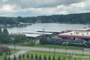 4455 Reed Crk Dr, Sherrills Ford, NC 28673 - Photo 9