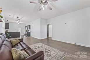 11247 Blue Cedar Ln, Charlotte, NC 28277 - Photo 7