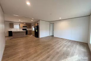 129 Patchwork Dr, Statesville, NC 28677 - Photo 5