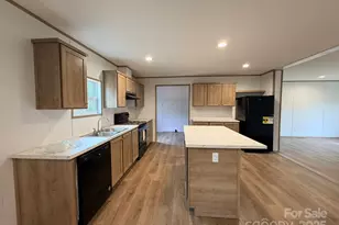 129 Patchwork Dr, Statesville, NC 28677 - Photo 13