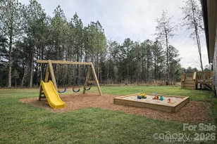 129 Patchwork Dr, Statesville, NC 28677 - Photo 3