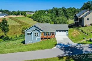 49 Temujin Dr, Leicester, NC 28748 - Photo 3