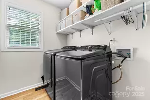 1801 Twin Ponds Dr, Hickory, NC 28602 - Photo 15