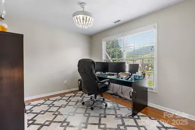 1801 Twin Ponds Drive, Hickory, NC 28602 - Photo 27