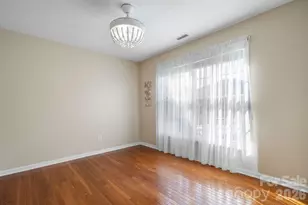 1801 Twin Ponds Dr, Hickory, NC 28602 - Photo 23