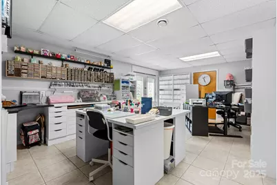 1801 Twin Ponds Drive, Hickory, NC 28602 - Photo 33