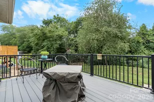 1801 Twin Ponds Dr, Hickory, NC 28602 - Photo 31