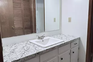 1122 Bridges St, Shelby, NC 28150 - Photo 9