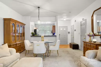 8211 Carob Tree Lane, Charlotte, NC 28215 - Photo 5