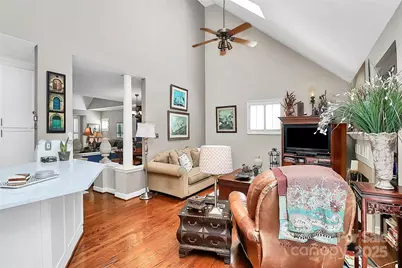 10335 Johns Towne Drive, Charlotte, NC 28210 - Photo 11