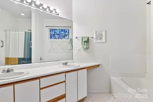 702 Cinnamon Way, Flat Rock, NC 28731 - Photo 19