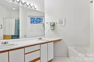 702 Cinnamon Way, Flat Rock, NC 28731 - Photo 19