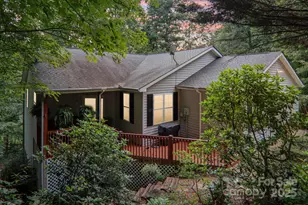 702 Cinnamon Way, Flat Rock, NC 28731 - Photo 1