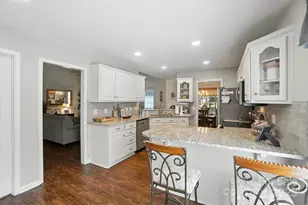 8877 Oldenburg Dr, Mount Pleasant, NC 28124 - Photo 3