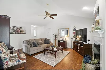 8877 Oldenburg Drive, Mount Pleasant, NC 28124 - Photo 13