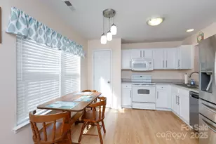 685 Favorwood Dr, Rock Hill, SC 29730 - Photo 5