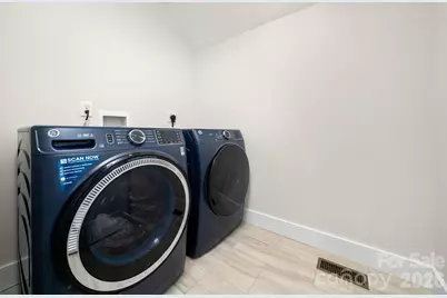 224 Oak Meadow Lane, Asheville, NC 28804 - Photo 35