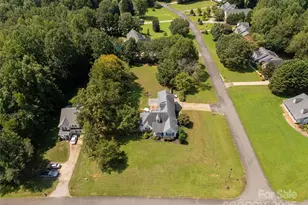 903 Little Brook Cir, York, SC 29745 - Photo 47