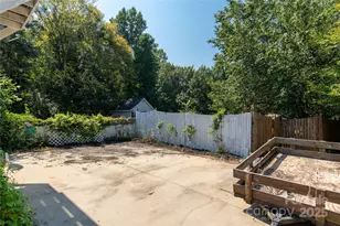 903 Little Brook Cir, York, SC 29745 - Photo 9