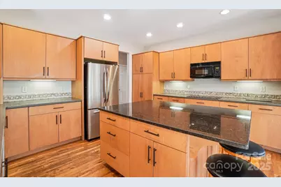 114 Dogwood Trail, Hendersonville, NC 28791 - Photo 17