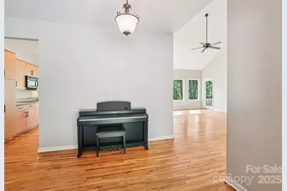 114 Dogwood Trail, Hendersonville, NC 28791 - Photo 7