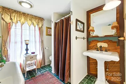 317 Courtland Boulevard, Hendersonville, NC 28791 - Photo 41