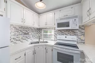 10 Valentine Dr, Maggie Valley, NC 28751 - Photo 11