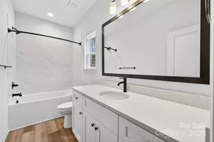 9717 Forest Dr, Charlotte, NC 28216 - Photo 17