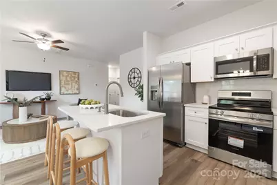 532 W McLelland Avenue, Mooresville, NC 28115 - Photo 13