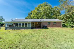 194 Hillsboro Rd, Taylorsville, NC 28681 - Photo 23