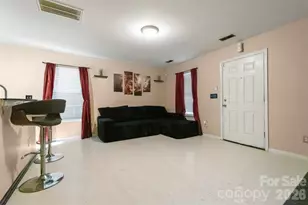 5541 Peachwood Dr, Charlotte, NC 28216 - Photo 21