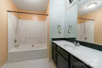 5541 Peachwood Drive, Charlotte, NC 28216 - Photo 17