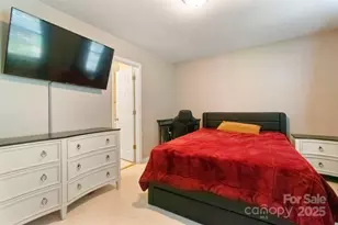 5541 Peachwood Dr, Charlotte, NC 28216 - Photo 15