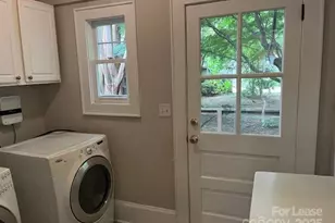 801 Hawthorne Ln, Charlotte, NC 28204 - Photo 3