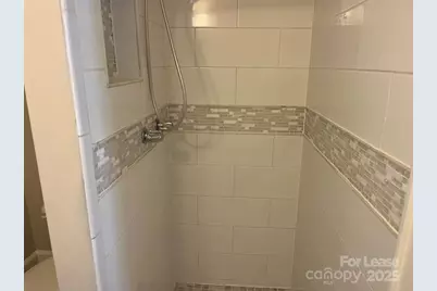 801 Hawthorne Lane, Charlotte, NC 28204 - Photo 21