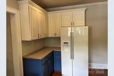 801 Hawthorne Lane, Charlotte, NC 28204 - Photo 7